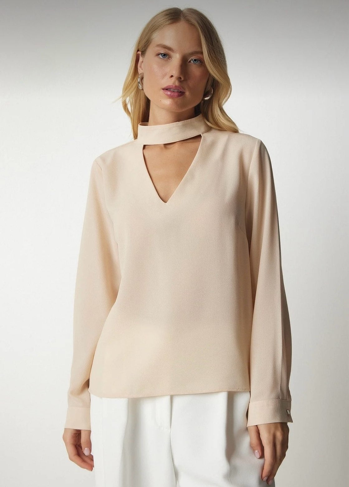 Choker Detail Blouse