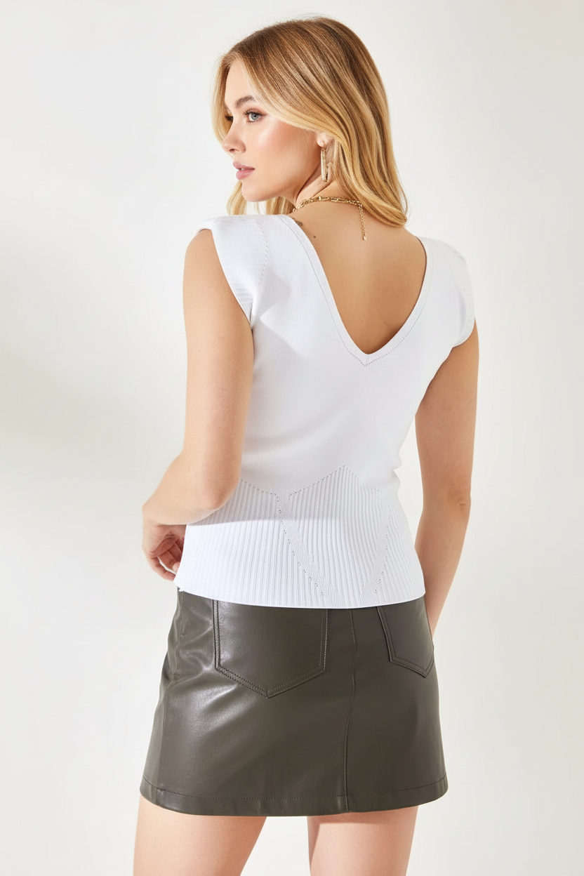 Knitted Tee White - Back